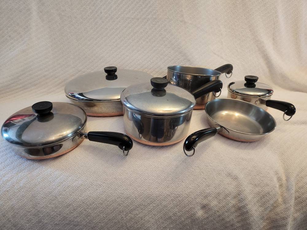 I've been blessed by the cooking gods. 10 pieces of Revere Ware