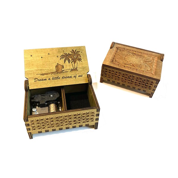 Dream A Little Dream Of Me | Wind-up Music Box | Custom Engraving | Storage Compartment for Small Keepsakes | Gift for Your Loved Ones