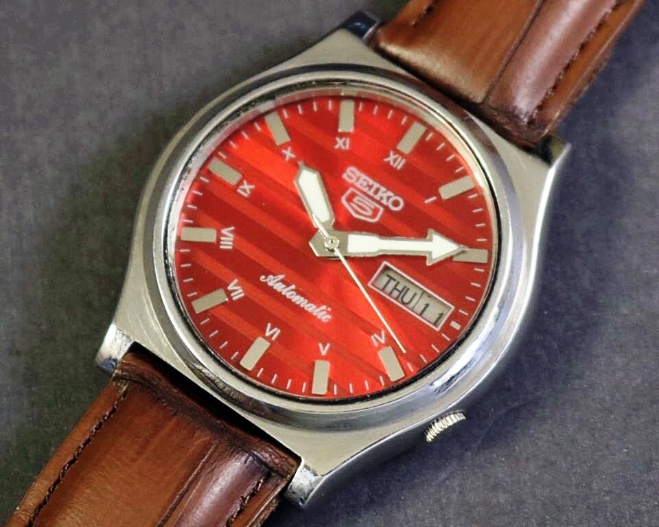 Nwj watches deals for him