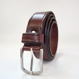 Leather belt for men, Custom handmade belt, Minimalist leather belt gift for men, Personalized leather belt, Fathers day gift, Gift for him.