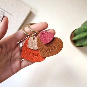 Leather keychain with heart shape, Heart key fob perfect for gift, Leather heart keychain for anniversary gift