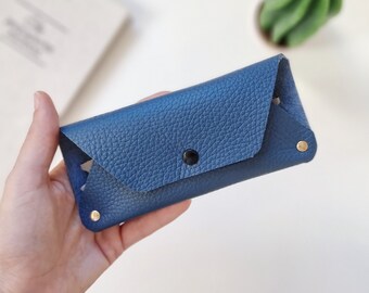 Handmade Leather Sunglasses Case: Personalized Eyeglass Holder