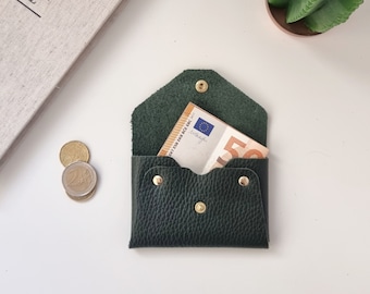 Personalized Leather Coin Purse - Small Leather Pouch for a stylish accessory - Handmade Wallet.