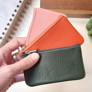 Small leather pouch, Personalized leather wallet, Zipper wallet for women, Custom gifts for her, Leather coin purse for women.