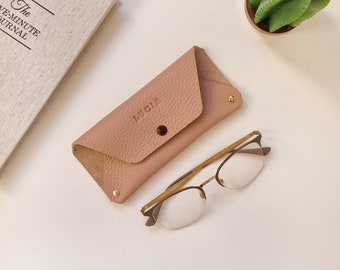 Sunglasses case with clip, glasses case for gifts, leather glasses case personalized with name, soft eyeglass case monogrammed.