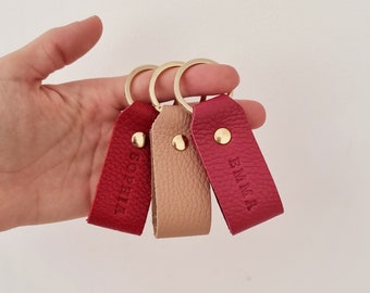 Porte-clés en cuir gravé pour femme, Porte-clés en cuir personnalisé avec nom, Porte-clés coloré fait main en cuir souple.