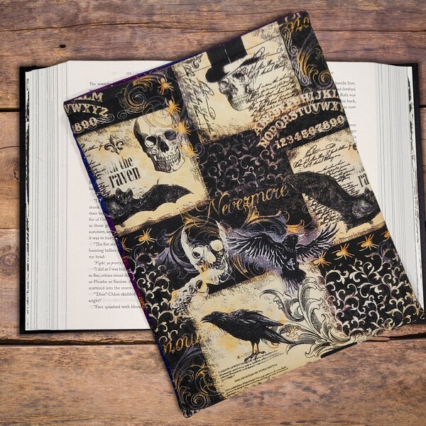 Spooky Book Sleeve with Skulls, Ravens and Bats, Padded Book Sleeve, Book Protector, Book Cover, E-reader Pouch