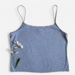 Top de tirantes azul marino estilo vintage Y2K