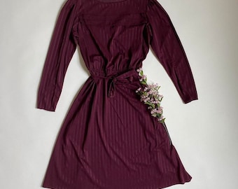 Vintage burgundy midi dress