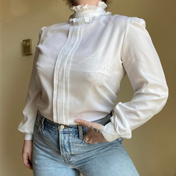 Vintage white ruffle collar blouse - image 7