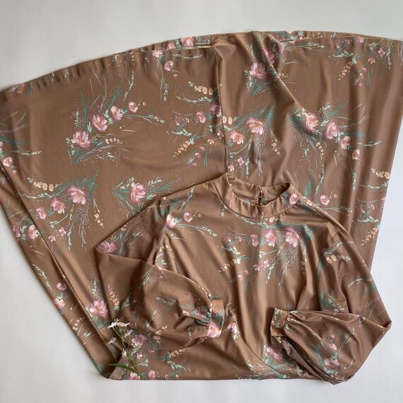 Vintage 70s plus size floral prairie dress - image 1