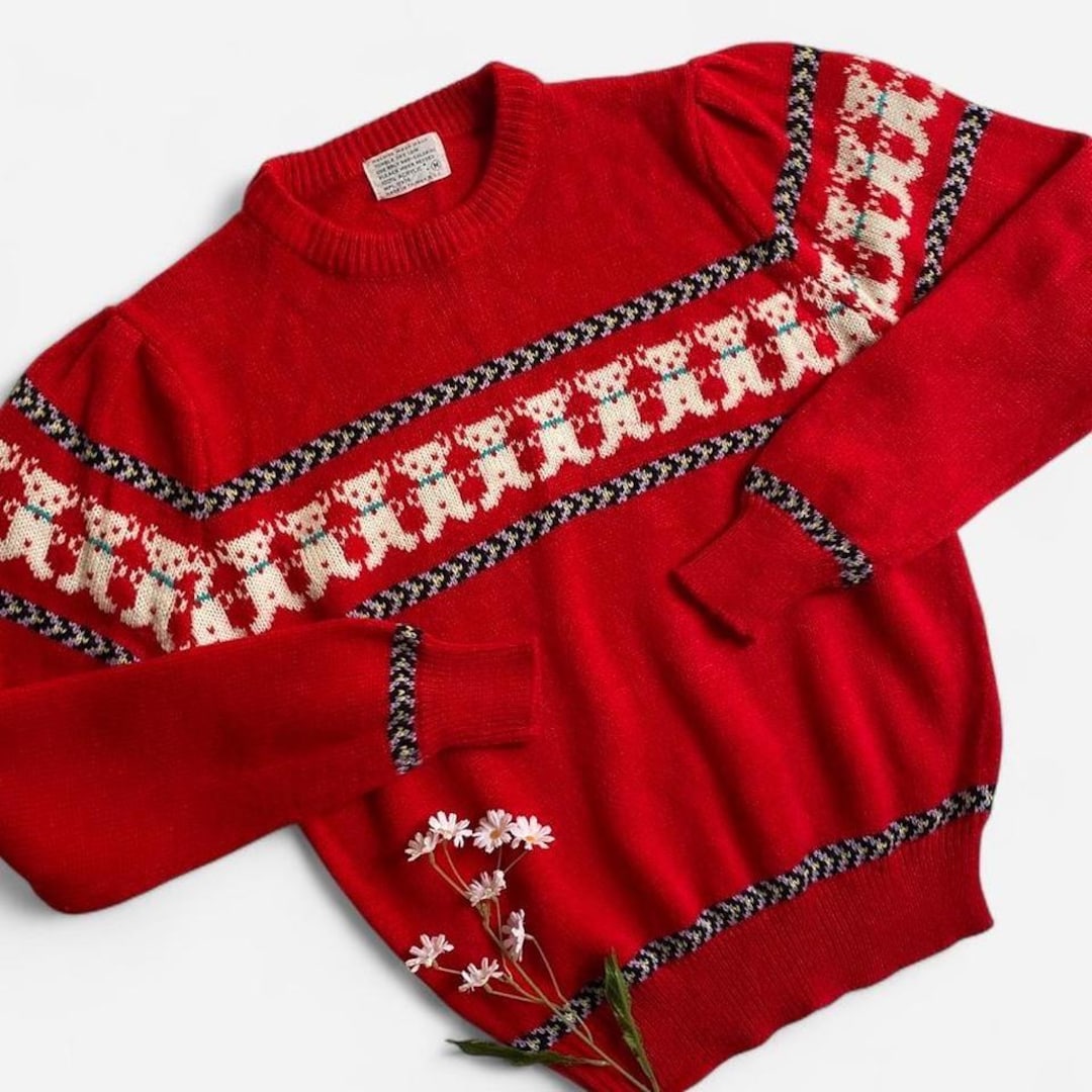 Vintage red teddy bear sweater