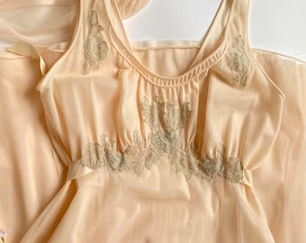 Vintage peach slip dress & robe set