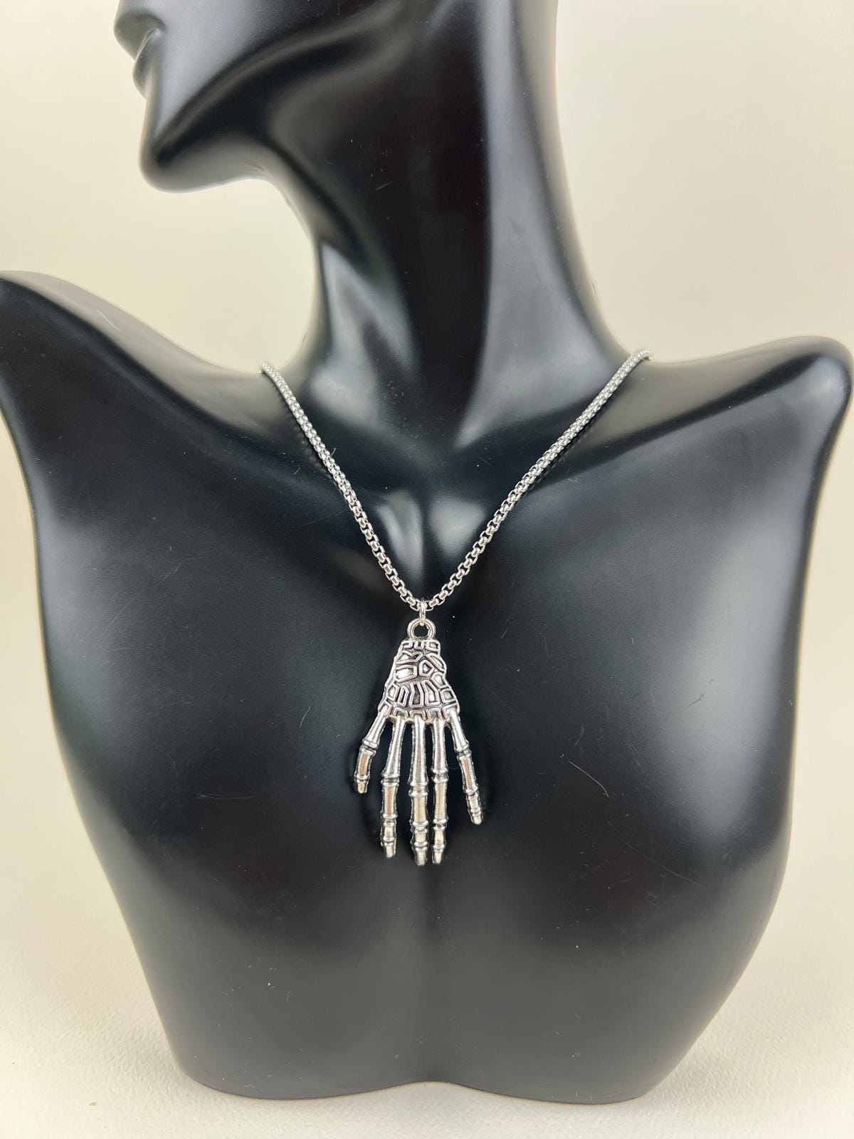 Collier Pendentif Main Squelette - Style Gothique/Halloween - Longueur 51 Cm, Réglable