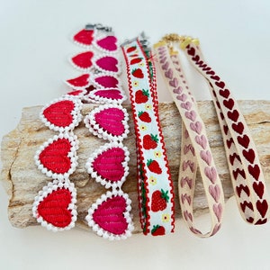 Cute Kawaii Unique Choker Necklace, Lolita Heart Shape Choker, Cottagecore Strawberry Choker, Retro Handmade Chokers, Trendy Choker