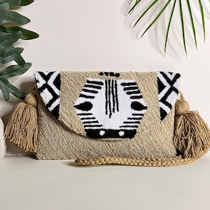 Hand-Knitted Safari Pattern Bag: Boho Acrylic Crossbody