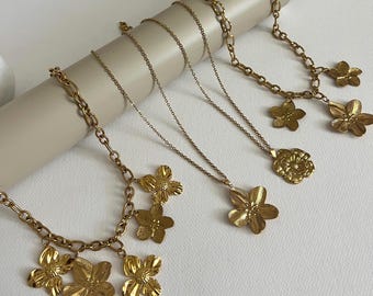Elegant Oversized Gold Flower Necklace: Boho Chic Coquette Floral Necklace