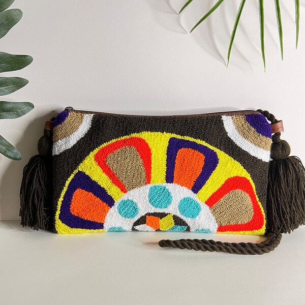 Classic Multicolor Handwoven Shoulder Bag, Wayuu Vibrant Clutch Bag, Trendy Boho Chic Shoulder Bag, Artsy Floral Hand-Knit Bag, Indie Bag
