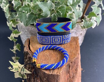 Handmade Beaded Bracelet, Blue tones Bracelet, Trendy Bracelet Cuff, Boho Bracelet, Seed Bead Bracelet, Geometric Vintage Bracelet