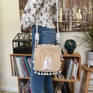 Bolso bandolera de palma de iraca tejido a mano: un bolso bohemio de verano