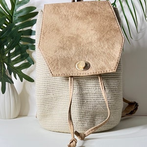 Sac à dos bohème hippie tissé à la main pour femme, sac à dos Wayuu en tricot main, sac à dos artistique tendance unique, sac à dos de voyage indépendant, cartable fait main