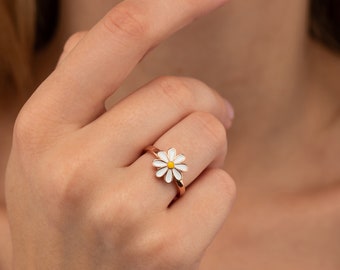 Daisy Silver Ring, Handmade Ring, Silver Ring, Birthday Gift, Daisy Jewelry, Adjustable Ring, Gift for Girlfriend, Daisy Ring