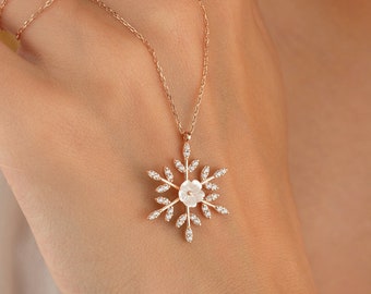 Snowflake Necklace, 925 K Silver Snowflake Silver Necklace, Magnolia Silver Necklace, Magnolia Snowflake Silver Necklace, Flower Necklace