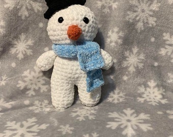 Snowy the Snowman - Low Sew Crochet Pattern - Snowman Amigurumi Pattern - Christmas Crochet Pattern