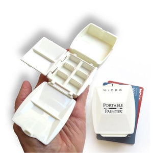 Micro Watercolor Palette – Tiny, Featherweight Companion for Travel