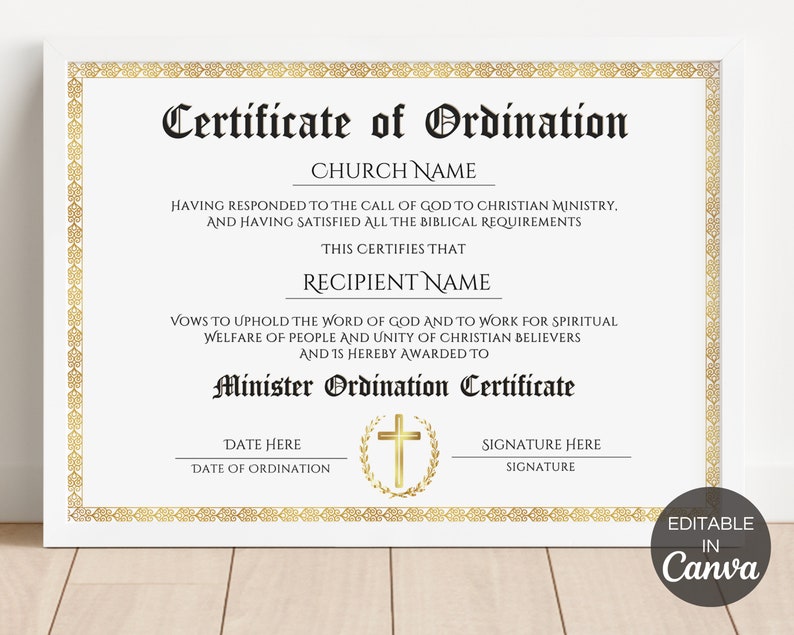 Op de afbeelding: Een wit certificaat met een gouden rand en een gouden kruis in het midden. De tekst luidt "Certificaat van Ordination" en bevat de woorden "Kerknaam", "Naam van de ontvanger", "Datum van de ordening" en "Handtekening".
