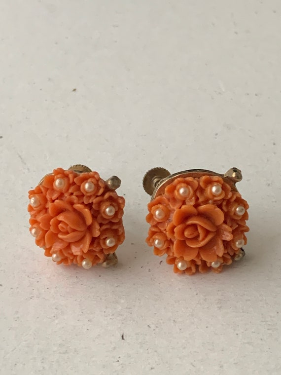 Vintage Faux Coral Cellulite Rose and Faux Pearl S