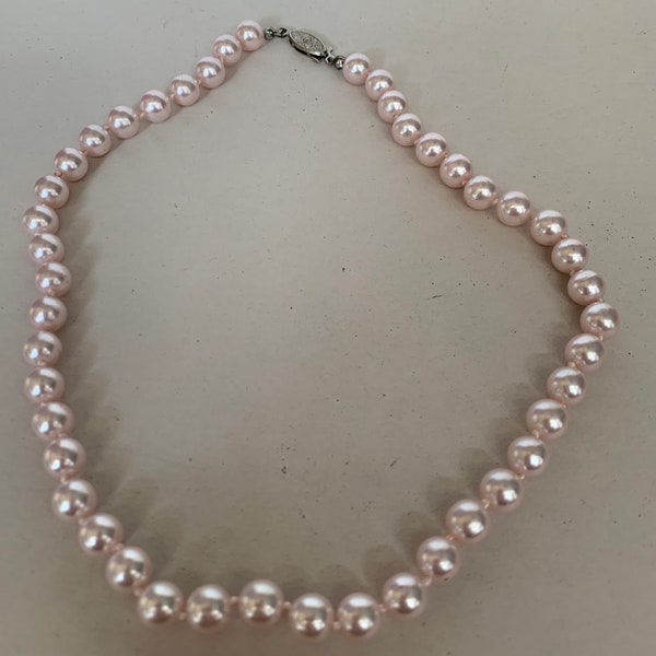 Vintage Faux Pink Pearl Handknotted Necklace