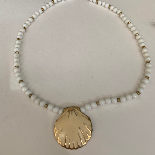 Vintage Trifari White Lucite and Gold Beaded Necklace with Enamel Clamshell Pendant