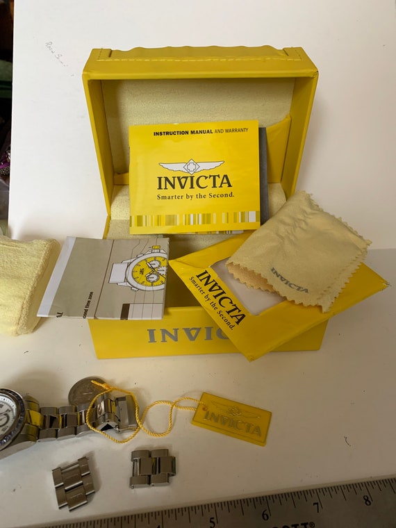 Vintage Invicta Speedway Ltd Edition Watch - image 10