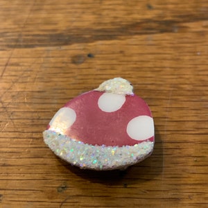 Jockey Cap Button Cover