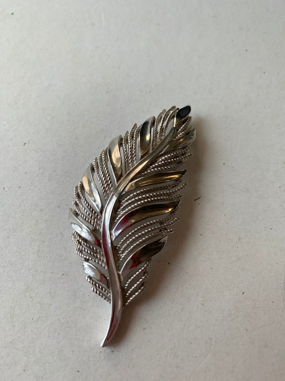 Vintage Silvertone Trifari Leaf Brooch