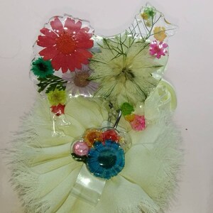 dog keychain or badge reel Pomeranian badge reel with Real dried flowers & PAW   - Badge reel or car vent charm -Nurse- Pediatric-Doctor