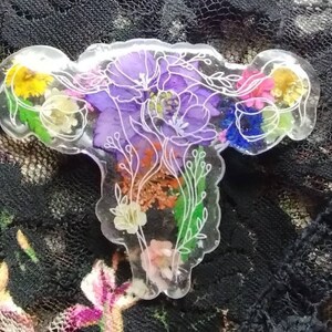 Retractable Nursing Badge Reel - pressed floral UTERUS with free flower Stethoscope charm OBGYN | Respiratory | Heart | Custom Badge Reel