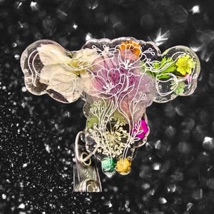 Dried flowers Uterus - Retractable Nursing Badge Reel pressed floral UTERUS  Stethoscope charm OBGYN | Respiratory Custom Badge Reel