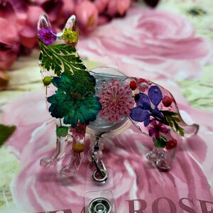 German Shepherd Dog Badge Reel CUTE! Real dried flowers Shepherd Dog Bone or paw Badge Reel CUTE Kid Friendly cartoon Doctor Nurse Pediatric