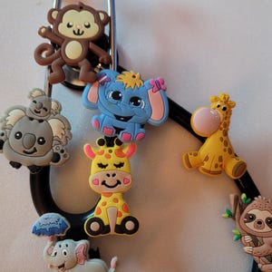 Dije de estetoscopio de animales del zoológico: ¡agregue un poco de diversión a su estetoscopio! Etiqueta de dije ¡Excelente regalo para enfermeras! Nuevo cierre a presión