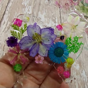 dog keychain or badge reel Dogs keychains dried flowers Pomeranian Dog Add some fun! to your Badge Reel,    Doctor Nurse Pediatric