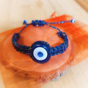 Natural macrame bracelet with blue evil eye beads | Adjustable macrame bracelet | boho bracelet with glittering macrame rope