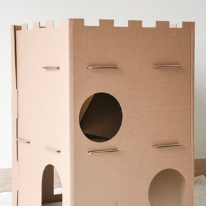 The Castle - Corrugated Cardboard Castle for Cats