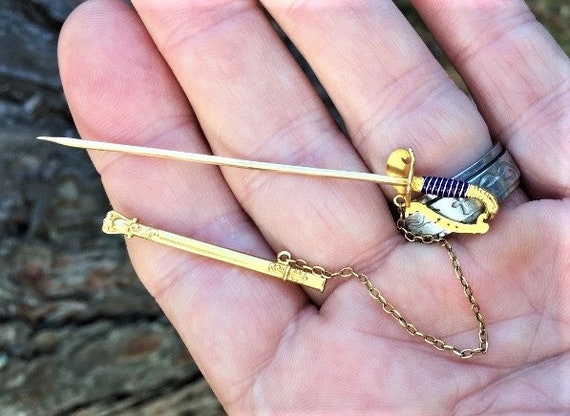 Victorian 14 karat Enamel Sword Jabot Pin & Scabb… - image 3