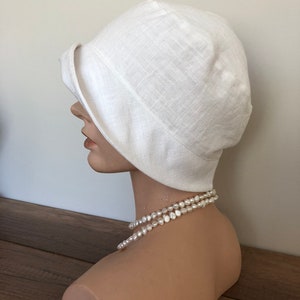 1920s inspired vintage look , 100 percent creamy white linen cloche hat image 4