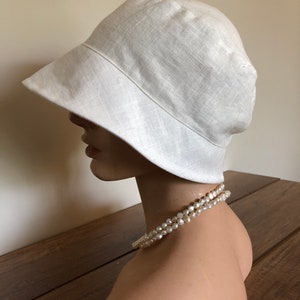 1920s inspired vintage look , 100 percent creamy white linen cloche hat image 5