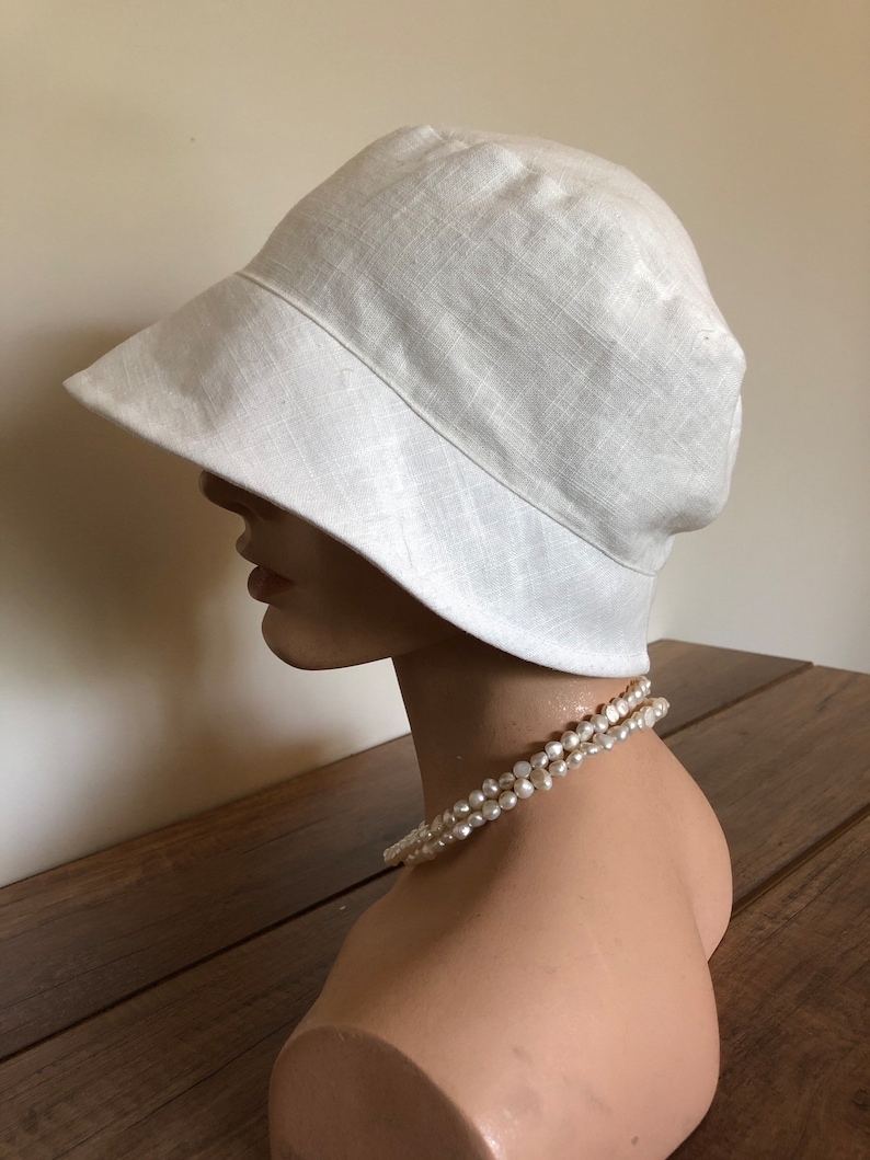 1920s inspired vintage look , 100 percent creamy white linen cloche hat image 5