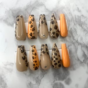 Leopard Print Freestyle / Handmade / All Acrylic Press On Nails