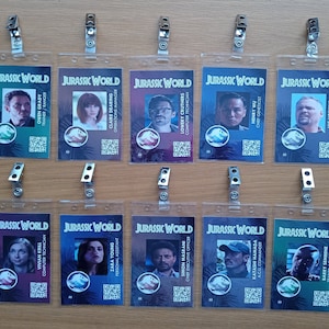 Jurassic World - Clip-on InGen ID Photo Pass Badge Set Prop Collection Cosplay